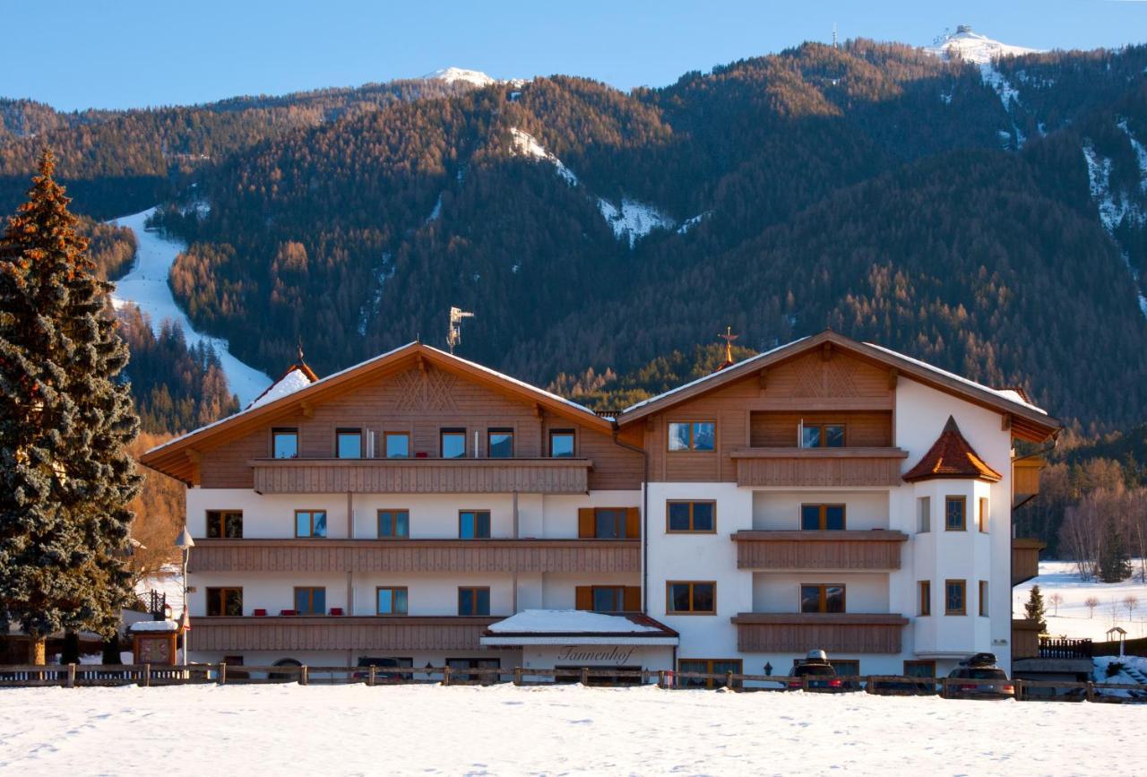 Hotel Tannenhof Brunico Exterior photo